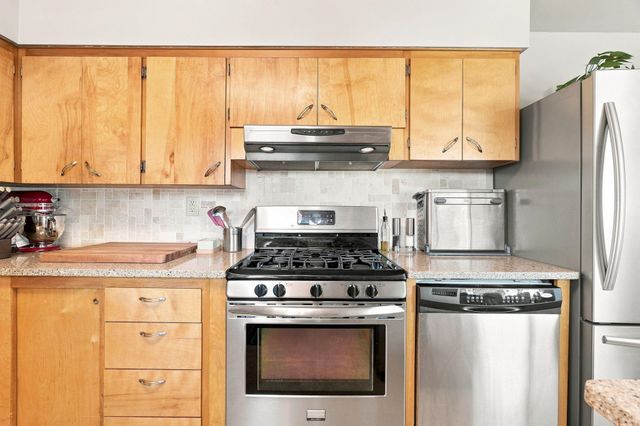 6504 N Wall St, Spokane, WA 99208