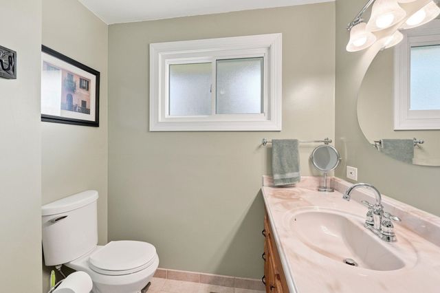 6504 N Wall St, Spokane, WA 99208