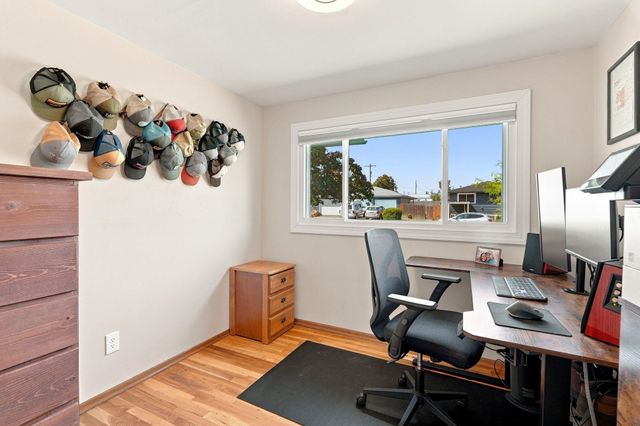 6504 N Wall St, Spokane, WA 99208