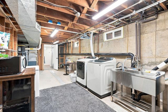 6504 N Wall St, Spokane, WA 99208