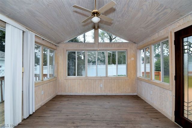 4949 Emmet Road, Lyndhurst, OH 44124