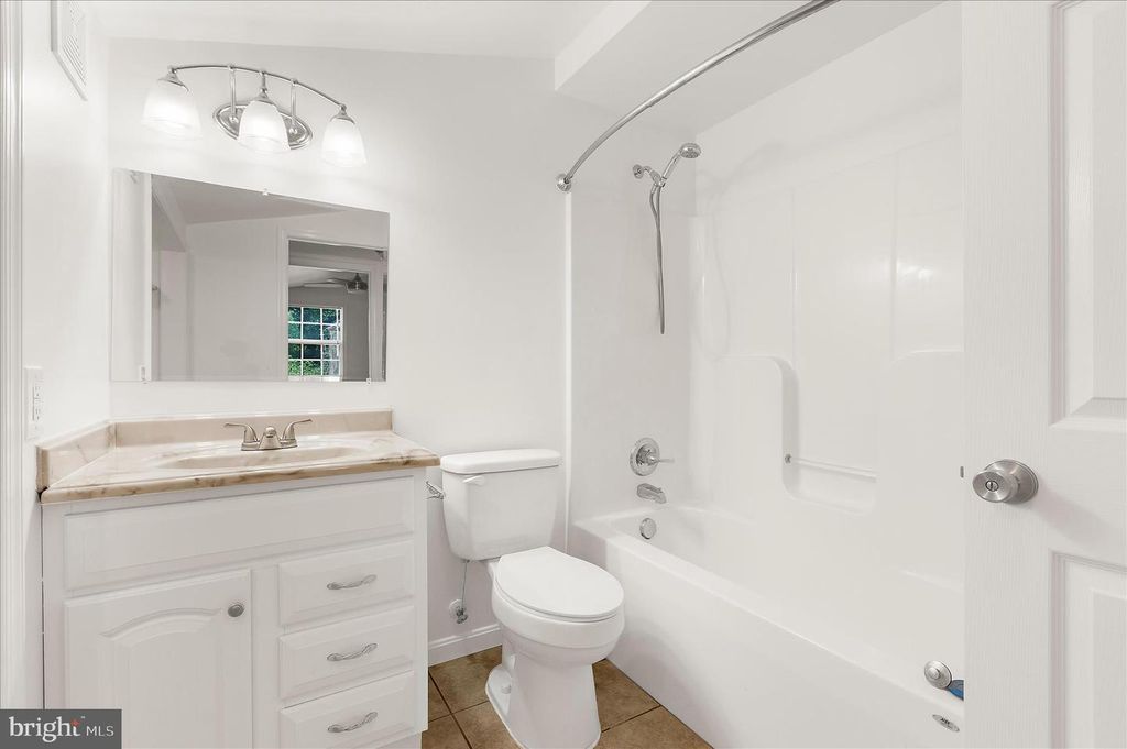 Image 26 of property listing at 8312 PINE BLVD, Lusby, MD 20657