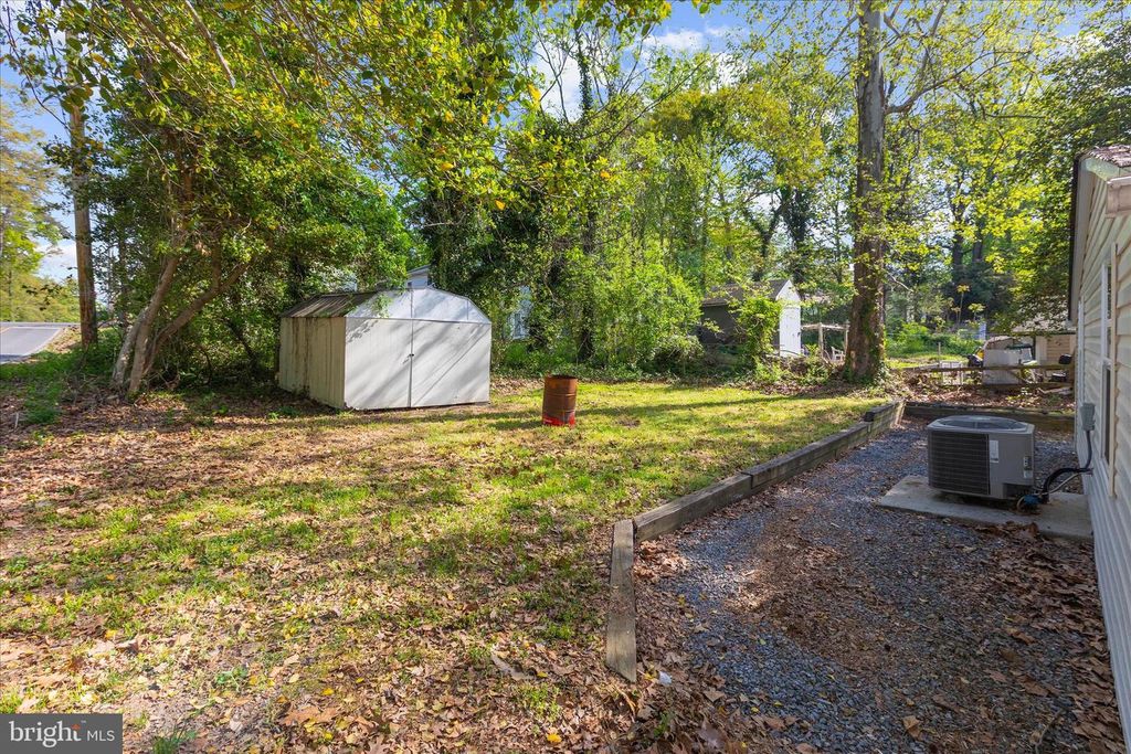 Image 27 of property listing at 8312 PINE BLVD, Lusby, MD 20657