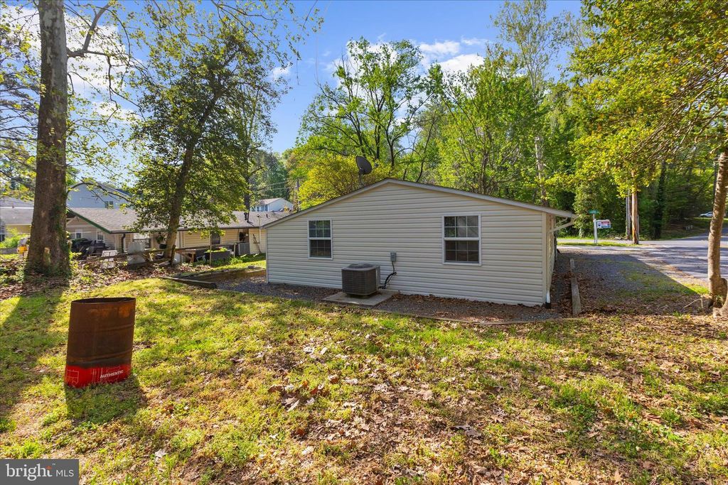 Image 28 of property listing at 8312 PINE BLVD, Lusby, MD 20657