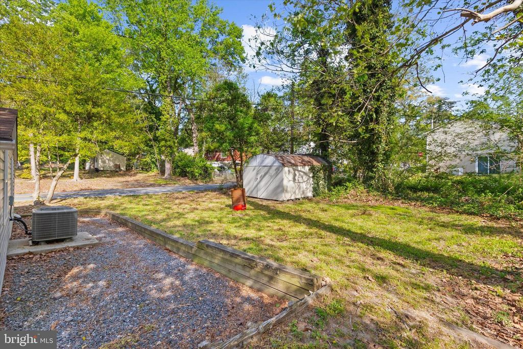 Image 30 of property listing at 8312 PINE BLVD, Lusby, MD 20657