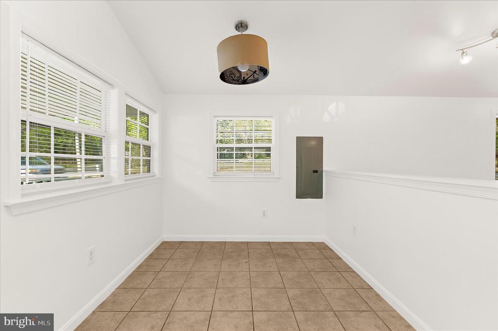 Image 8 of property listing at 8312 PINE BLVD, Lusby, MD 20657