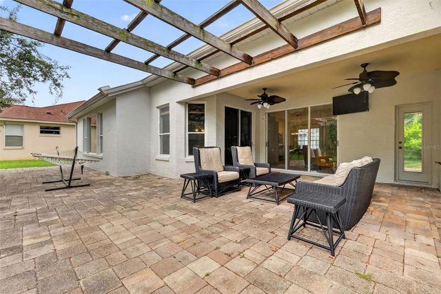 9041 LAUREL RIDGE DRIVE, Mount Dora, FL 32757