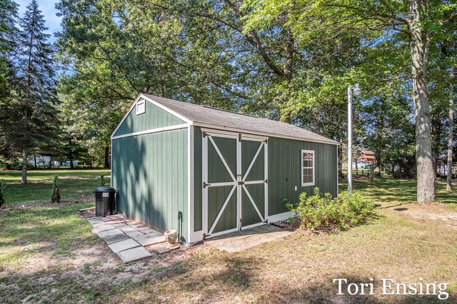 11145 S Holland Road, Fairplain Twp, MI 48834