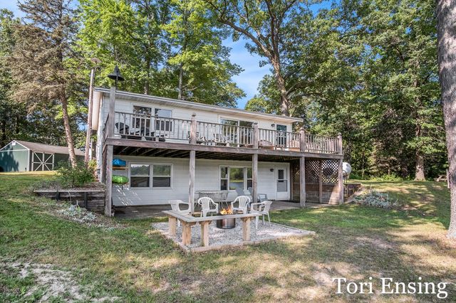 11145 S Holland Road, Fairplain Twp, MI 48834