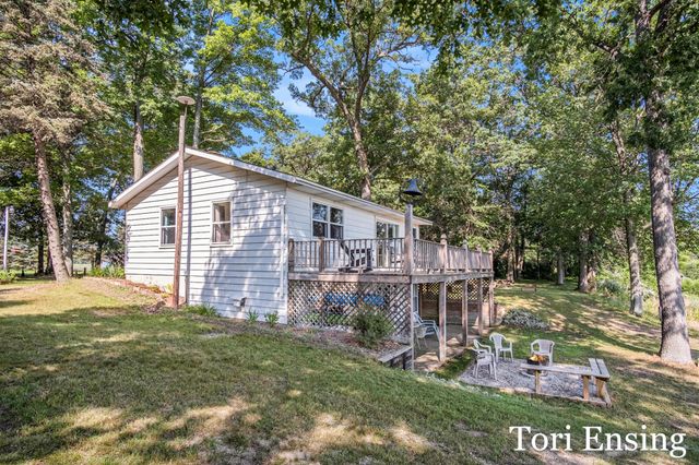 11145 S Holland Road, Fairplain Twp, MI 48834