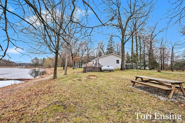 11145 S Holland Road, Fairplain Twp, MI 48834