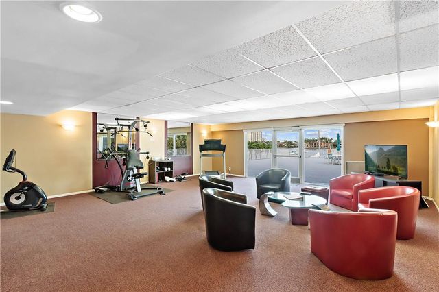 95 N Birch Road 405, Fort Lauderdale, FL 33304