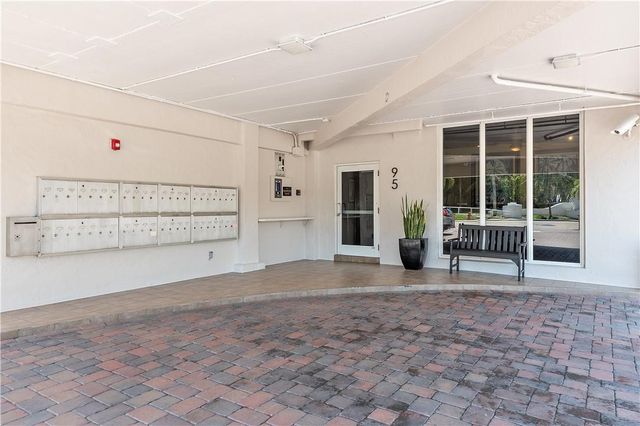 95 N Birch Road 405, Fort Lauderdale, FL 33304