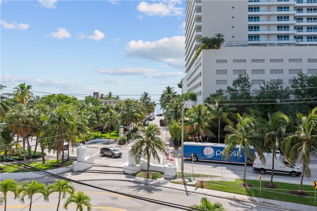 95 N Birch Road 405, Fort Lauderdale, FL 33304
