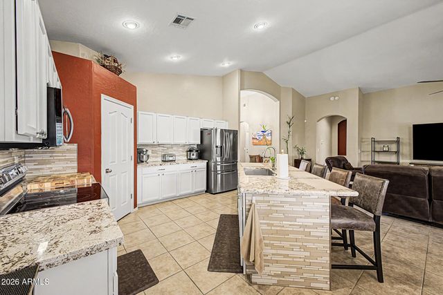 816 N EMERY --, Mesa, AZ 85207