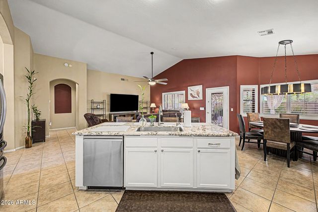 816 N EMERY --, Mesa, AZ 85207