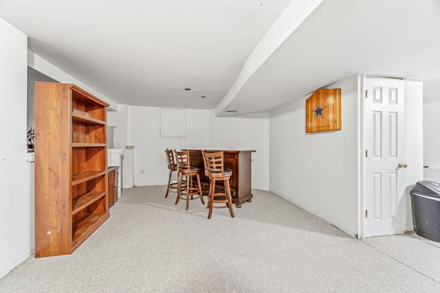 275 Farmhill Drive, Algonquin, IL 60102
