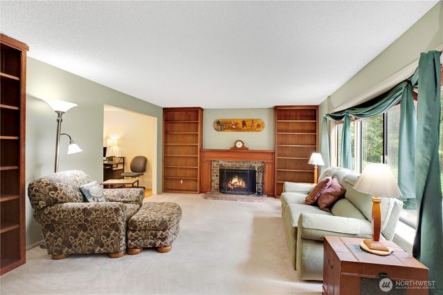 4320 Palomino Drive NE, Bainbridge Island, WA 98110