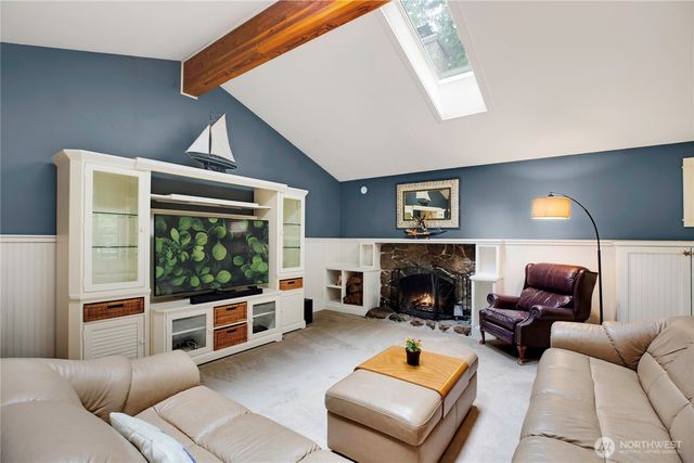 4320 Palomino Drive NE, Bainbridge Island, WA 98110
