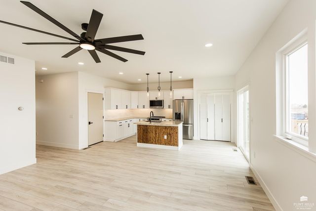 1902 Oriole Court, Junction City, KS 66441