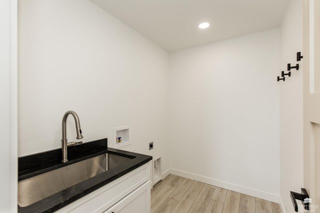 1902 Oriole Court, Junction City, KS 66441