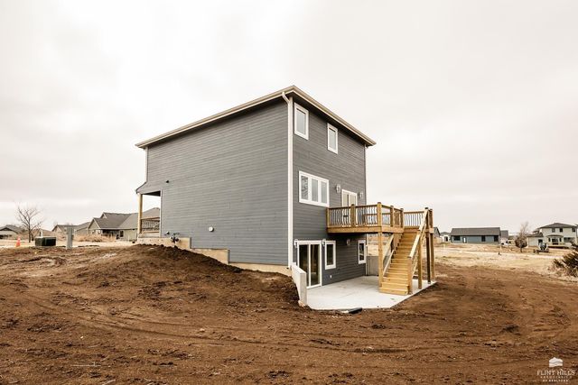 1902 Oriole Court, Junction City, KS 66441