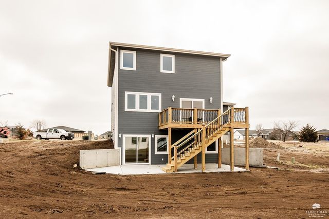 1902 Oriole Court, Junction City, KS 66441