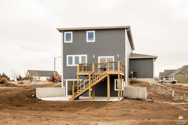 1902 Oriole Court, Junction City, KS 66441