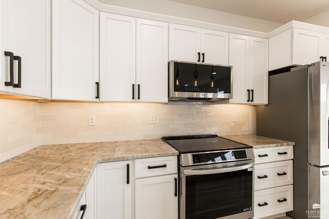 1902 Oriole Court, Junction City, KS 66441