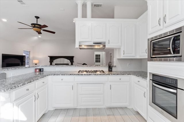 7809 Hightower Drive, North Richland Hills, TX 76182