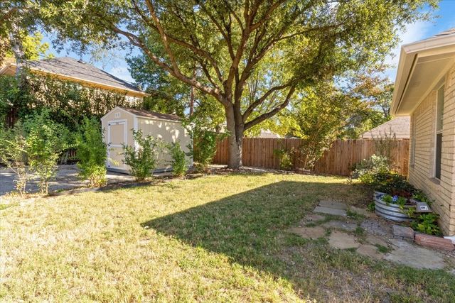 7809 Hightower Drive, North Richland Hills, TX 76182