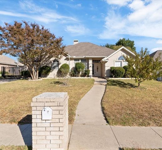 7809 Hightower Drive, North Richland Hills, TX 76182