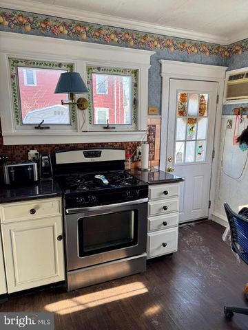 4566 HARDING RD, Pennsauken, NJ 08109