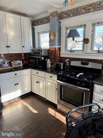 4566 HARDING RD, Pennsauken, NJ 08109