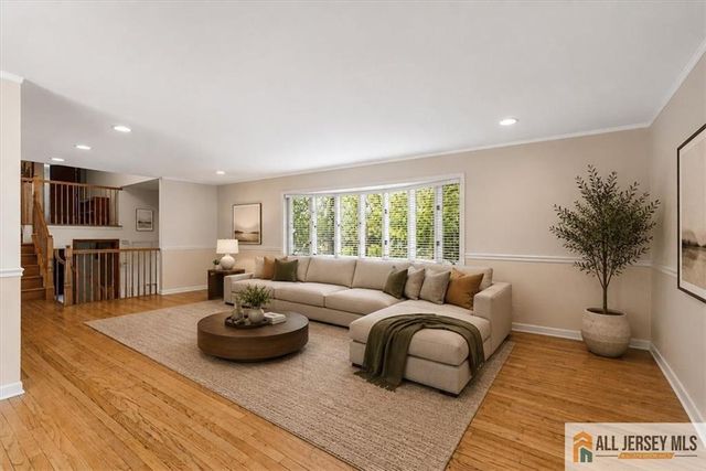 15 Moraine Road, Edison, NJ 08820