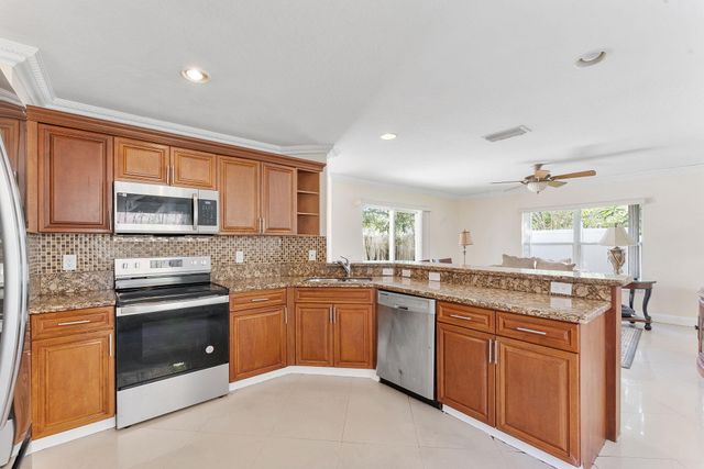 5218 Rising Comet Lane, Greenacres, FL 33463