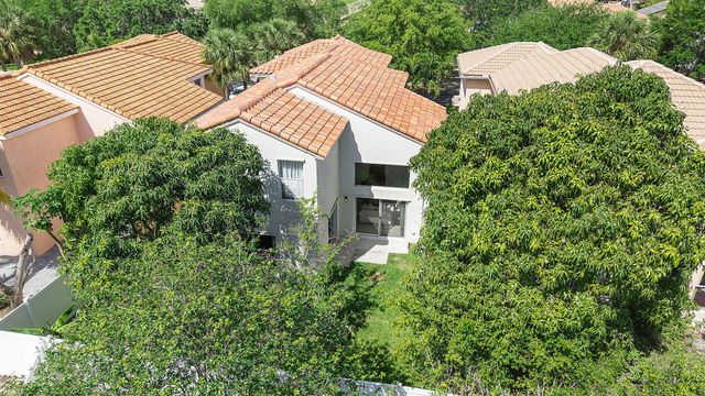 5218 Rising Comet Lane, Greenacres, FL 33463