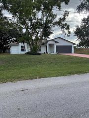 380 SW Undallo Road SW, Port St Lucie, FL 34953