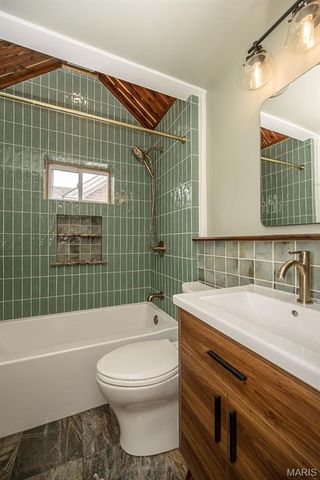 6261 Reber Place, St Louis, MO 63139