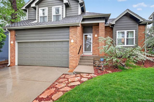 20 Foothill Ash, Littleton, CO 80127