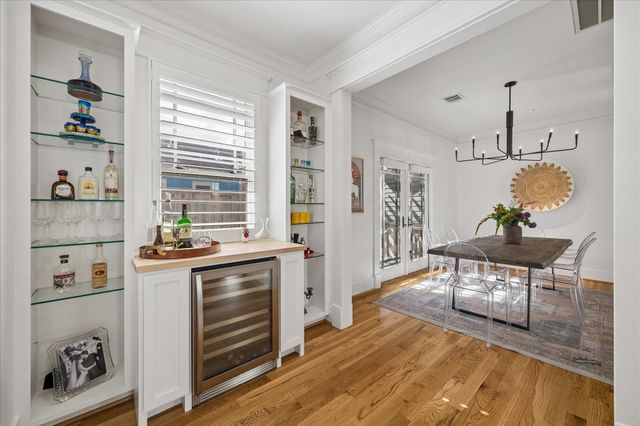 215 E 26th Street, Houston, TX 77008