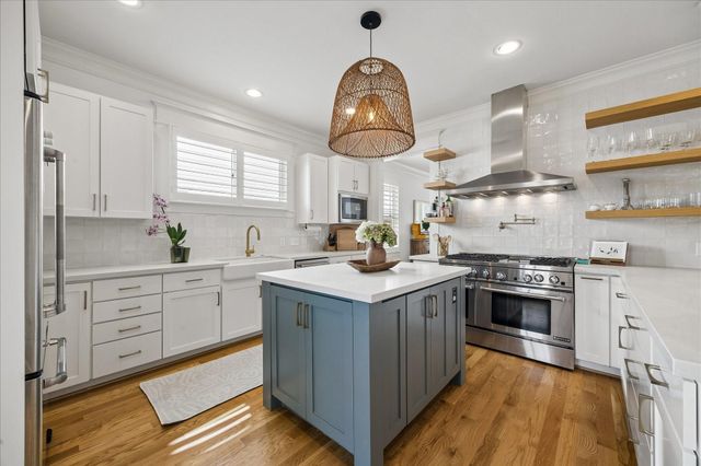 215 E 26th Street, Houston, TX 77008