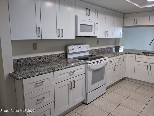3220 River Villa Way 142, Melbourne Beach, FL 32951