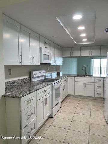3220 River Villa Way 142, Melbourne Beach, FL 32951
