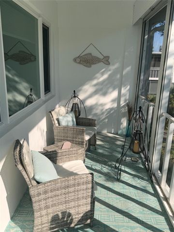 2151 NE 42nd Ct 237, Lighthouse Point, FL 33064