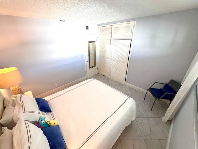 2151 NE 42nd Ct 237, Lighthouse Point, FL 33064