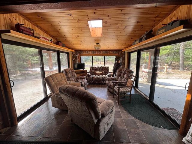 7584 Railroad Grade, Gladwin, MI 48624