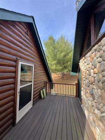 7584 Railroad Grade, Gladwin, MI 48624