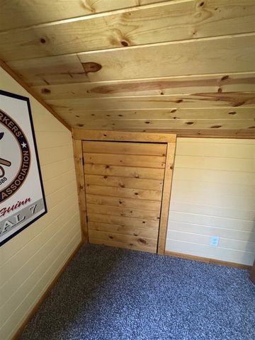 7584 Railroad Grade, Gladwin, MI 48624
