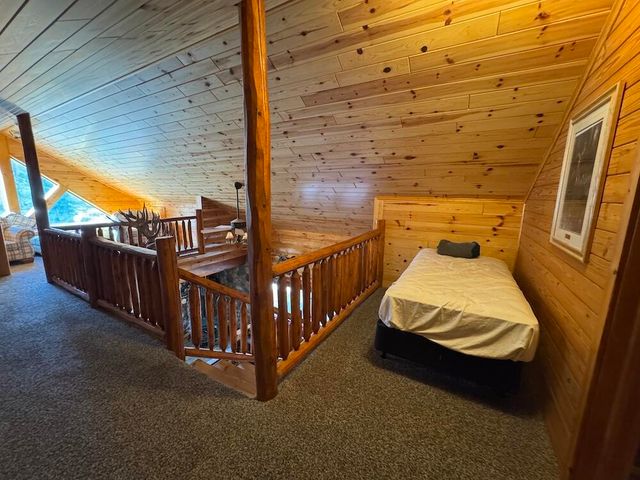 7584 Railroad Grade, Gladwin, MI 48624
